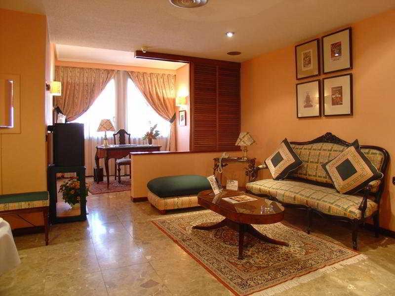 Hotel Foxa 25 Madrid Interno foto